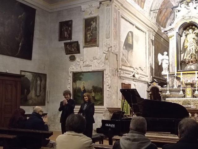 La chiesa di San Francesco è stata teatro del concerto natalizio "Crossroads - Tra Barocco e Progressive Rock"