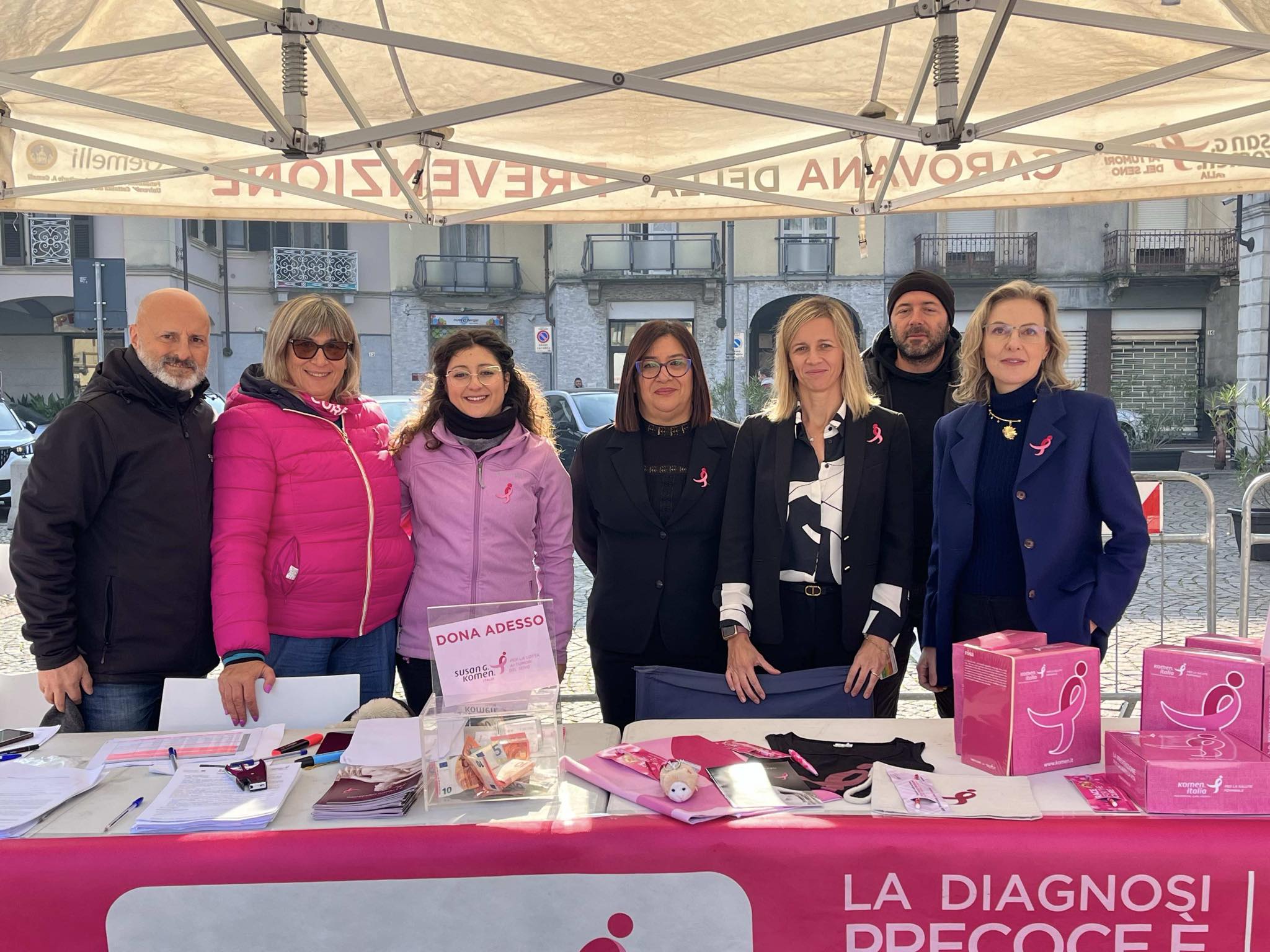 "Carovana della prevenzione" contro il tumore al seno con "Komen Italia" e raffineria "Sarpom" (Ip Gruppo Api): cinquanta Trecatesi hanno aderito all'iniziativa