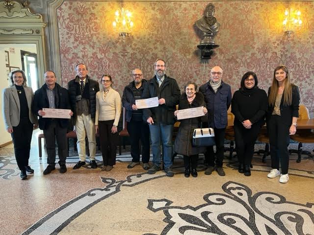 “cena natalizia di solidarieta’”: donati 4.000 euro ai gruppi parrocchiali caritas e “pane quotidiano”