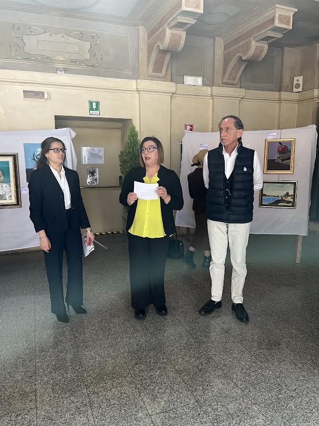 Successo della visita teatralizzata alla mostra di pittura “donne raccontate”