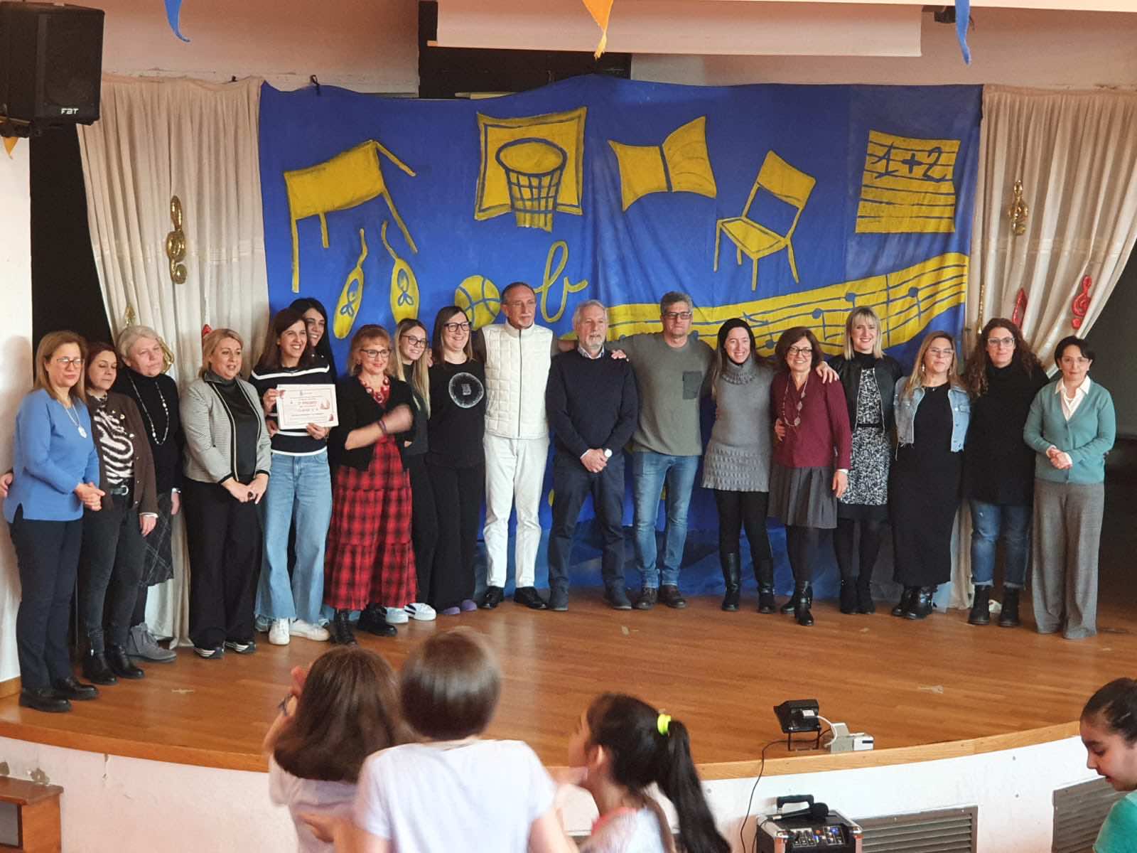 "Piccoli artisti crescono": premiati gli alunni delle Scuole primarie trecatesi vincitori del concorso