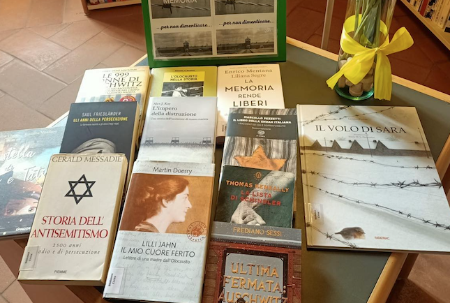 Alla Biblioteca civica disponibili volumi selezionati sul tema della Shoah in occasione del Giorno della memoria